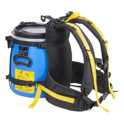 EXPEDITION Harness on a 20L barrel