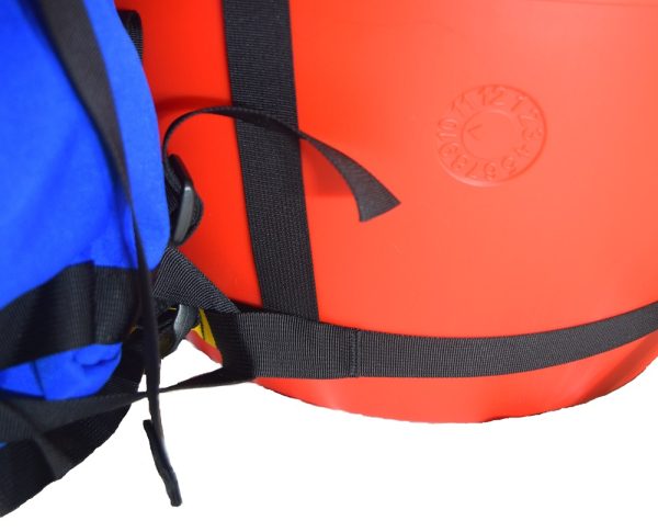 Bottom connection point for TREKKER pack on a barrel harness