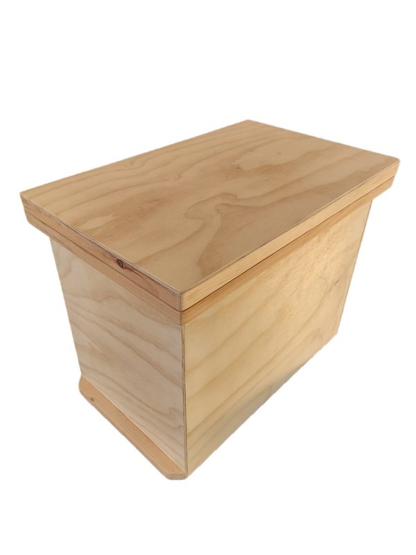 Wanigan unvarnished with the lid on